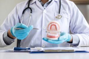 manutenção da prótese dentária